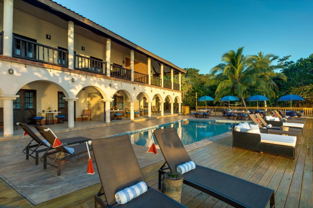 Mariposa Belize