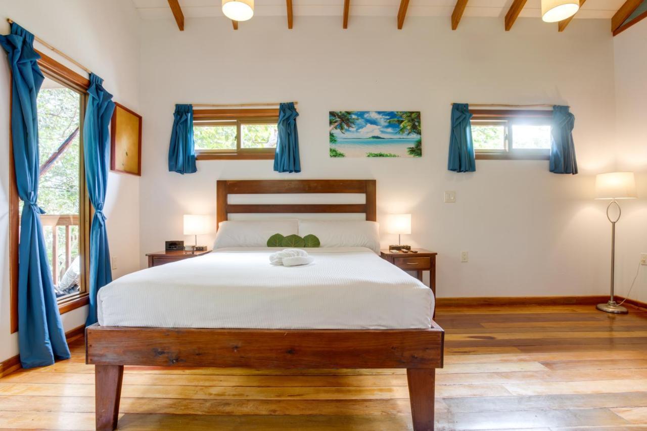 Mariposa Belize Hotel 4*