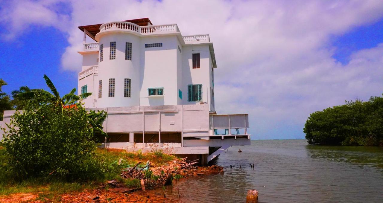 Apartment Tranquil Sea View Studio W Infinity Pool Near Airport & Downtown Belize