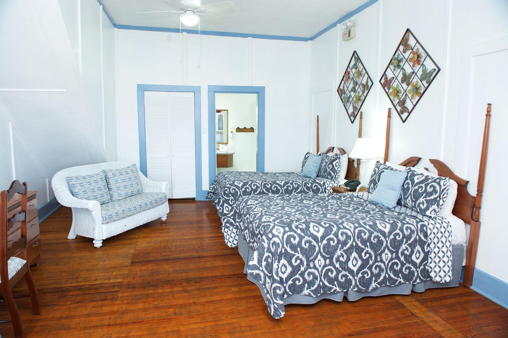 The Great House 4* Belize City