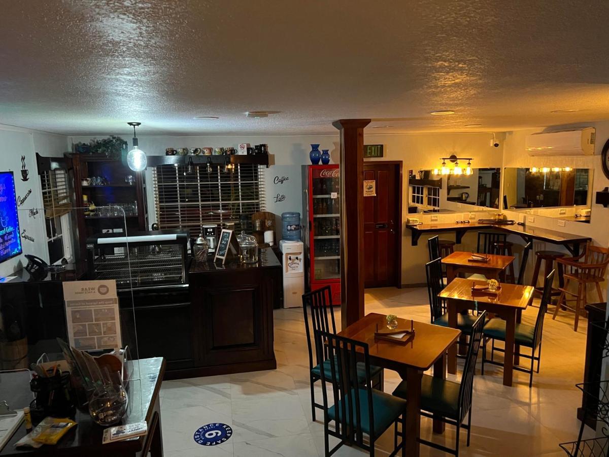 One South Place 3*