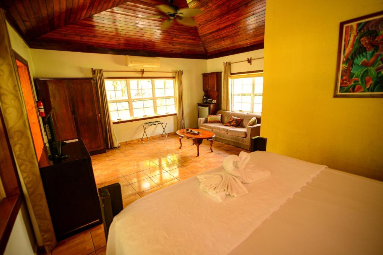 Kikiwitz Hotel Belmopan