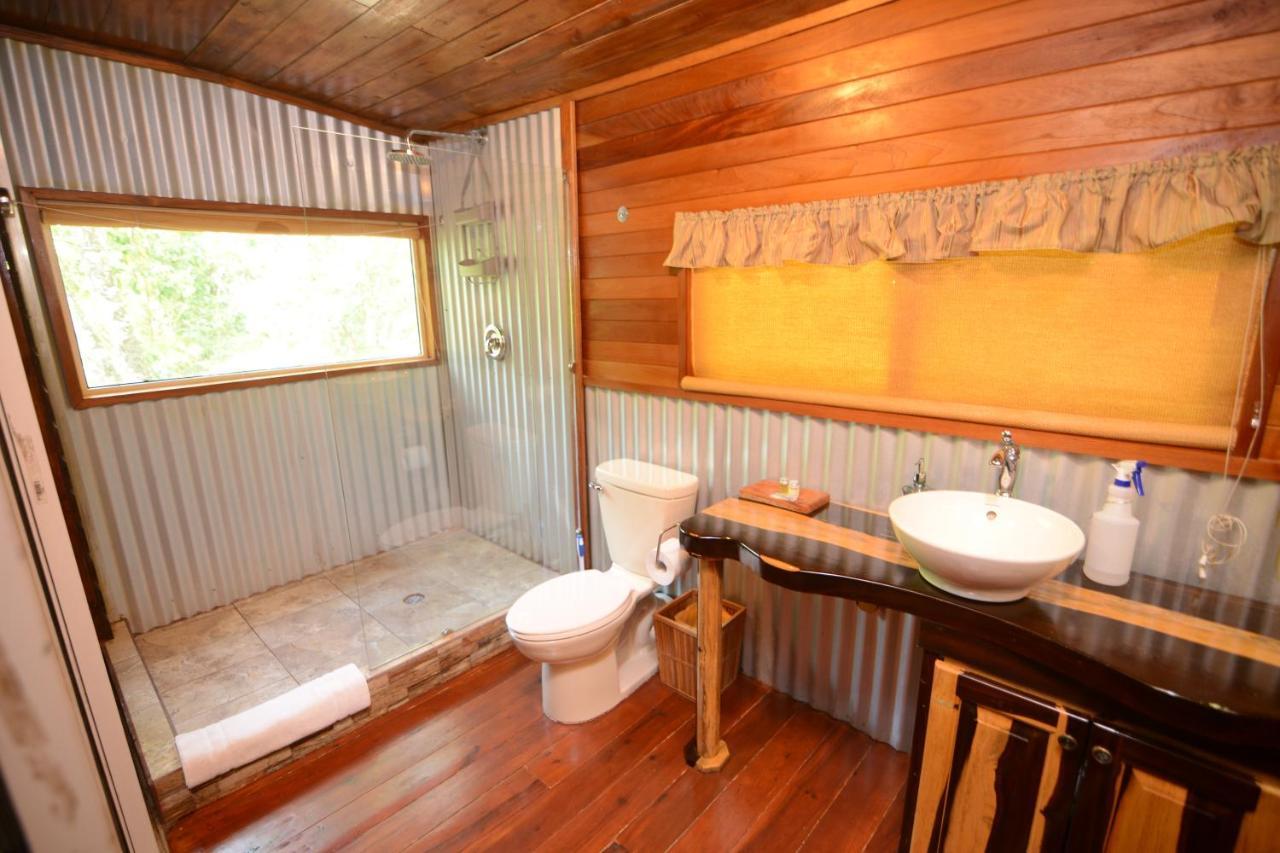 Kikiwitz Hotel Belmopan