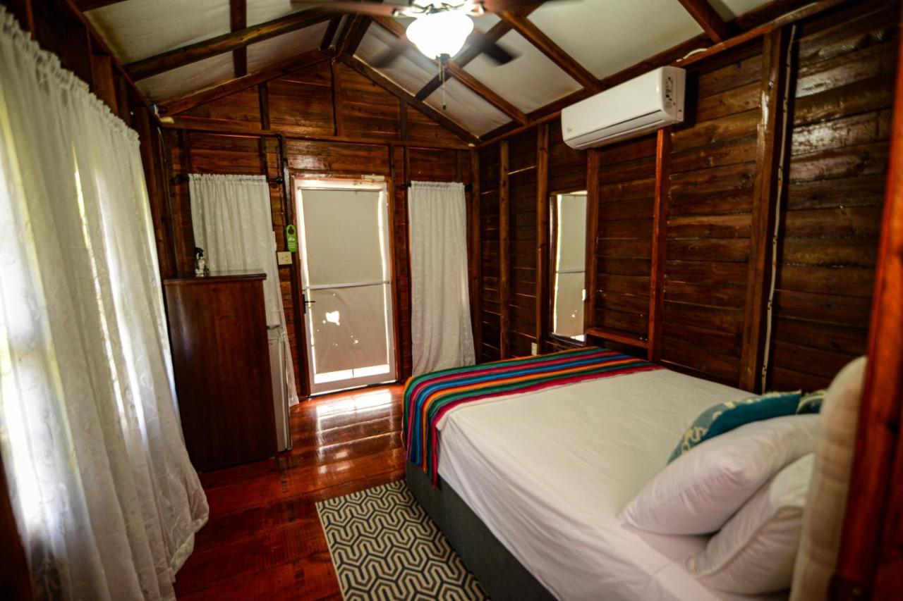 Hotel Kikiwitz Belmopan