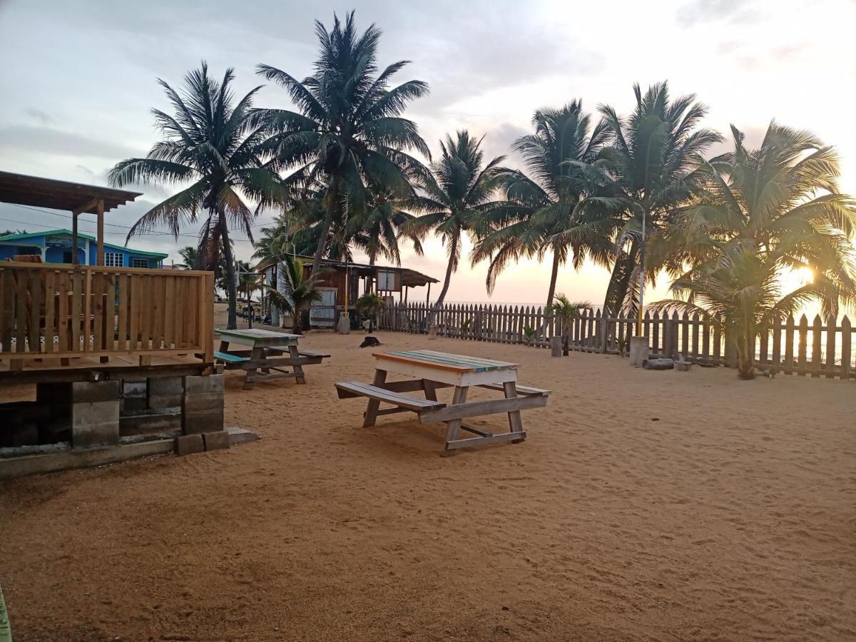 Hotel Pal's On The - Dangriga, Belize 4*