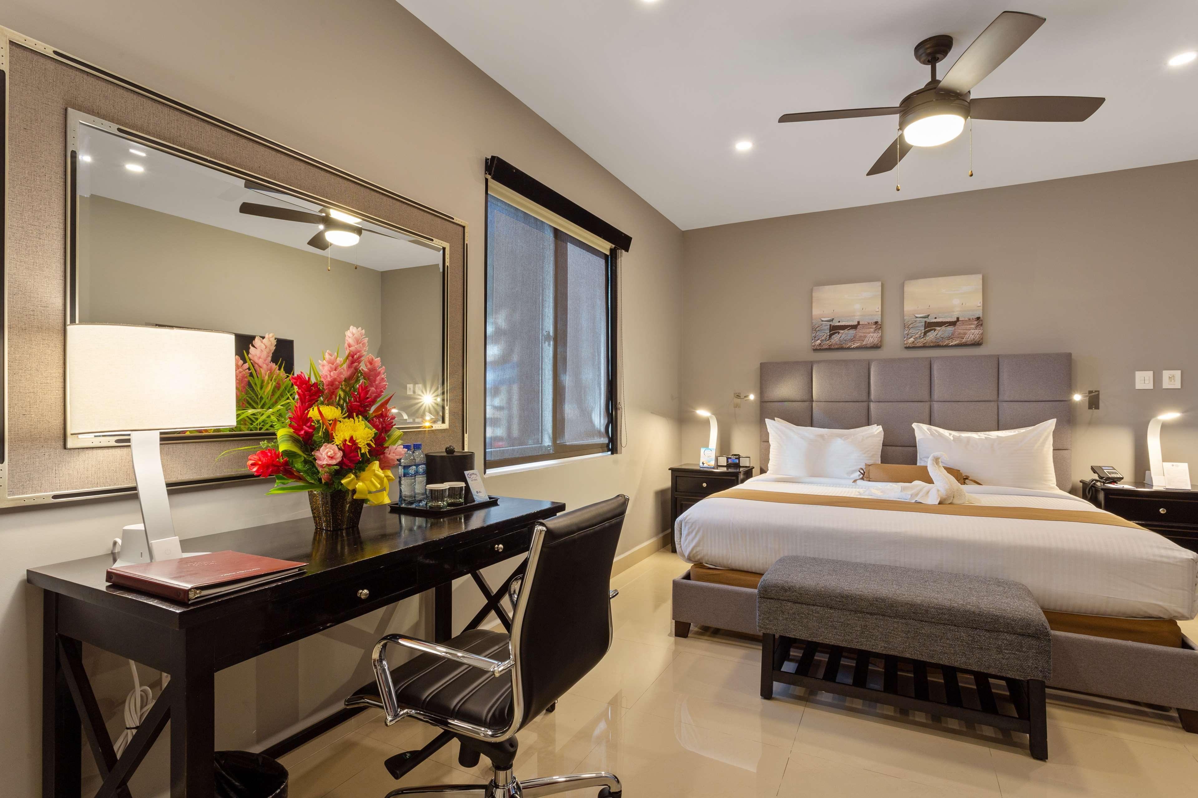 Hotel Western Belize Biltmore Plaza