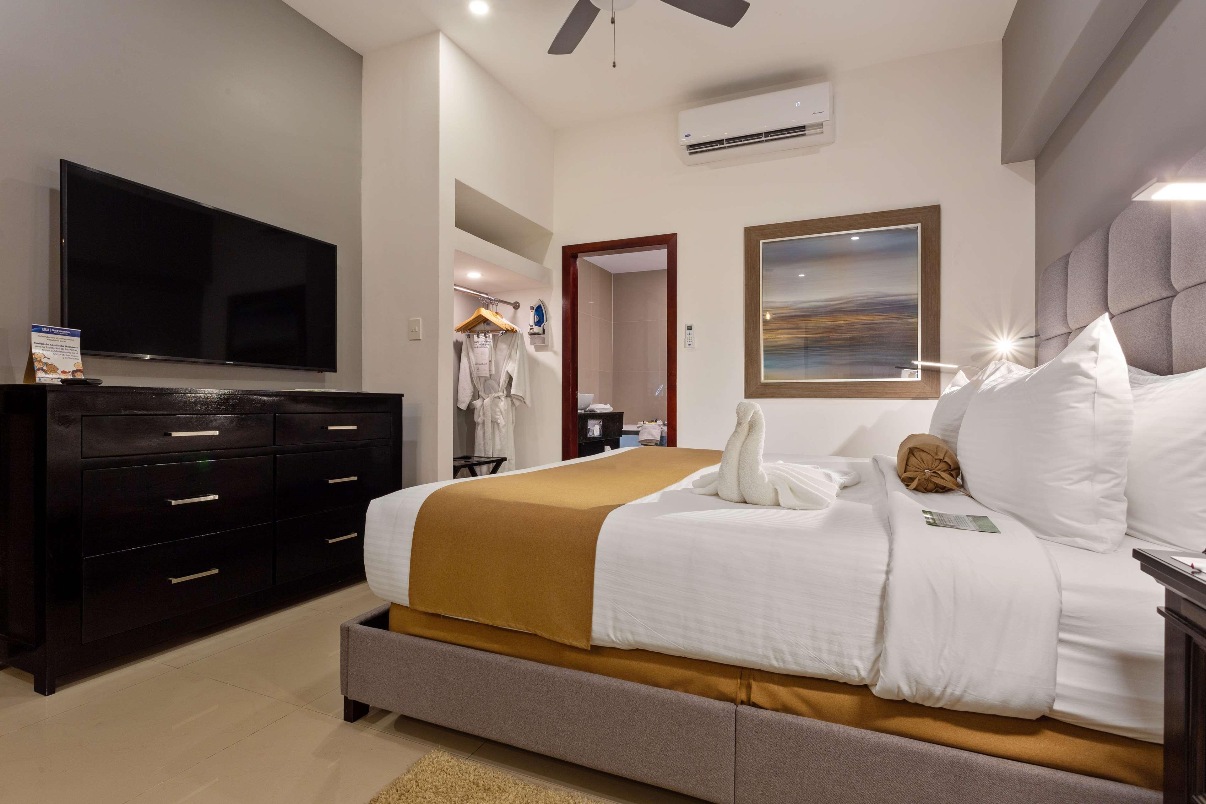 Western Belize Biltmore Plaza 4* Belize City