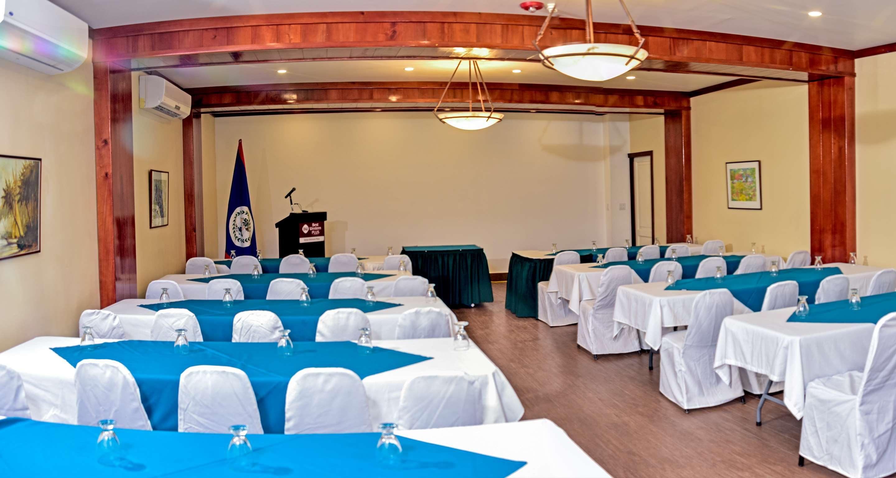 Hotel Western Belize Biltmore Plaza 4*