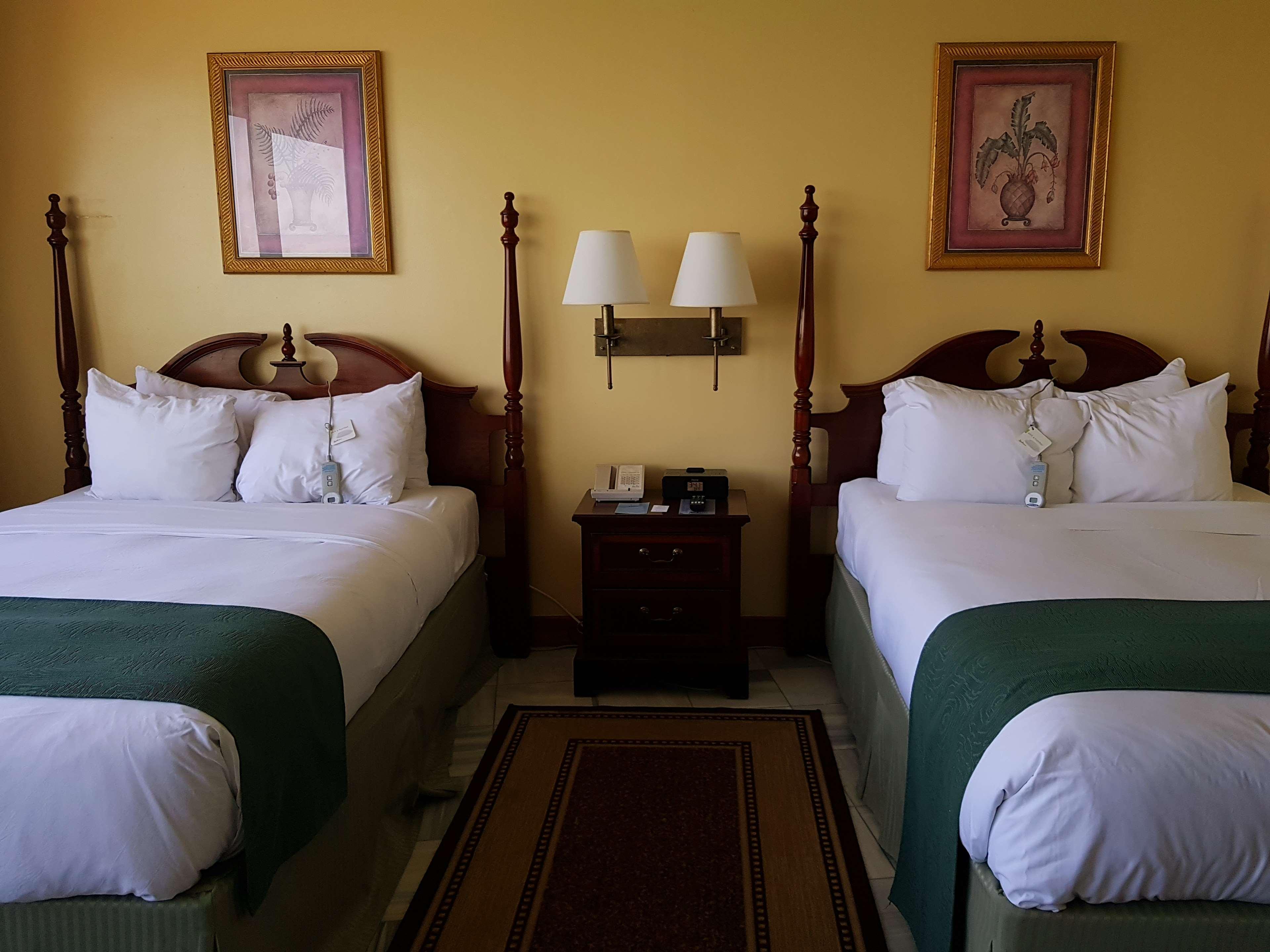 George And 4* Belize City