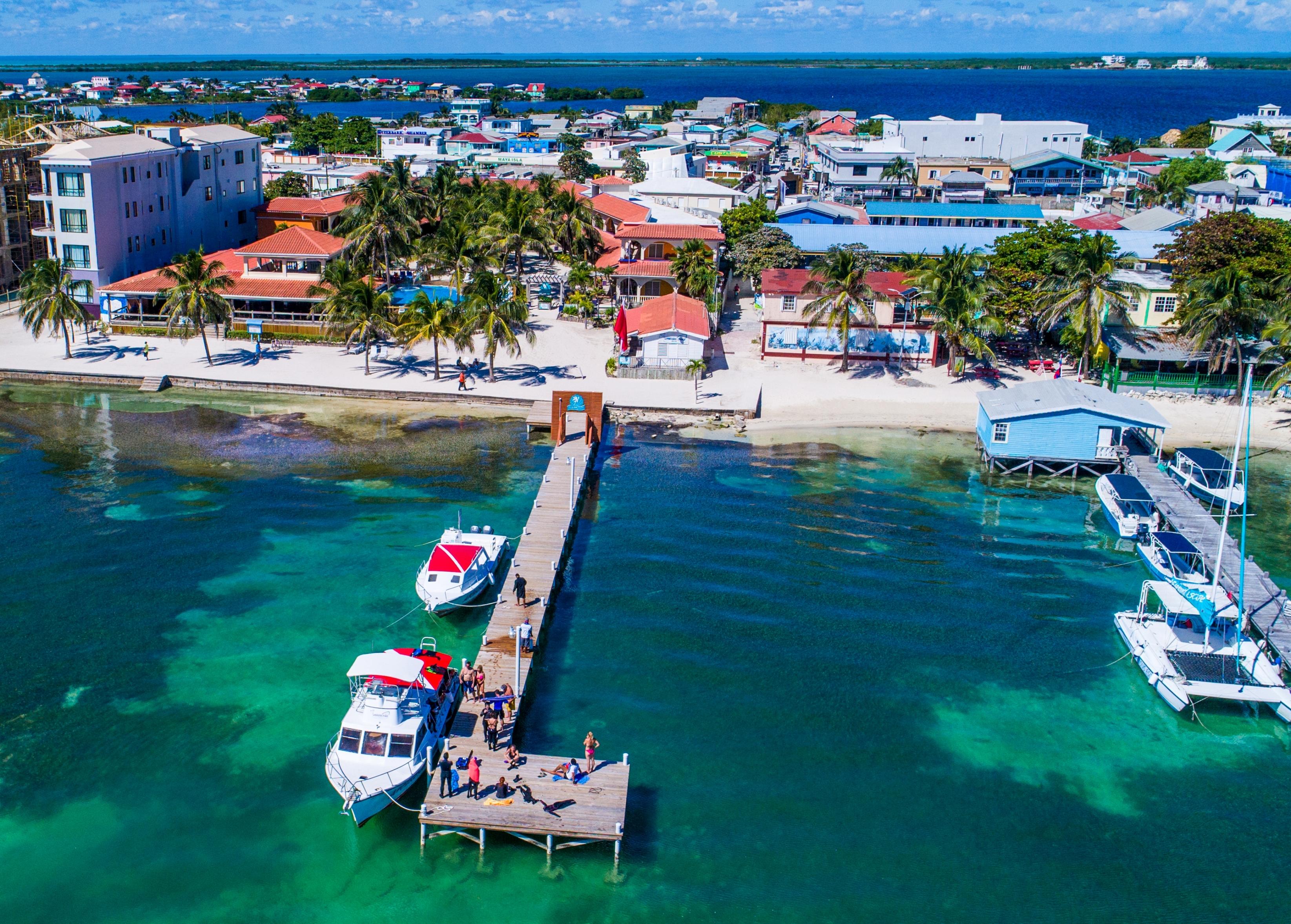 Sunbreeze Hotel 4*
