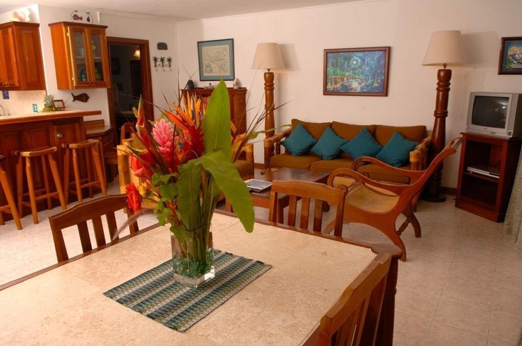 The Palms Oceanfront Aparthotel San Pedro (Ambergris Caye)
