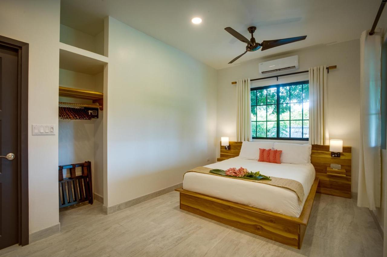 Inn The Sea Glass Placencia