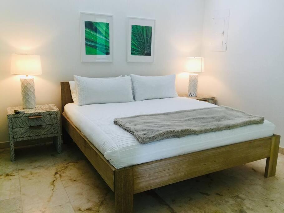 Holiday home Casa Moderna Fresca And The Poolclub At Mahogany Bay! *