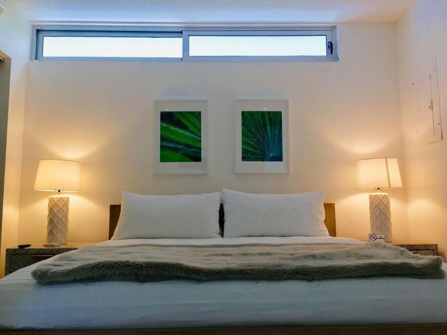 Holiday home Casa Moderna Fresca And The Poolclub At Mahogany Bay!