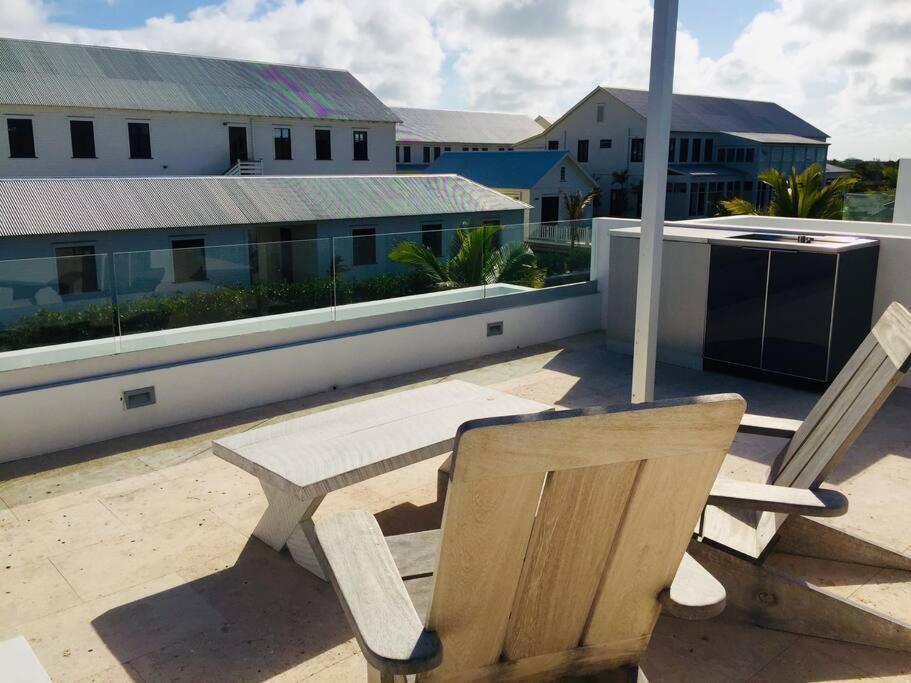 Casa Moderna Fresca And The Poolclub At Mahogany Bay! Holiday home San Pedro (Ambergris Caye)