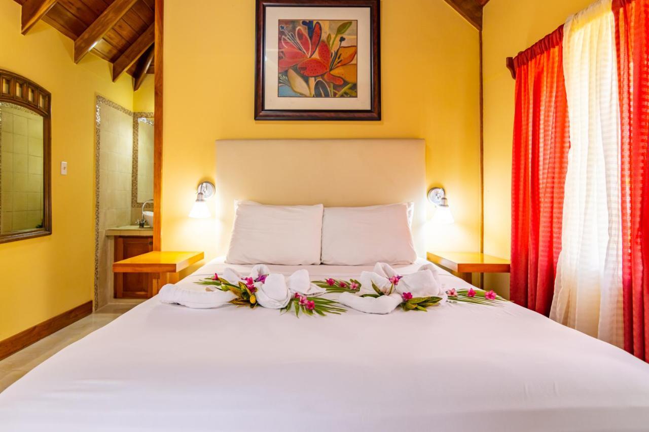 Cahal Pech Village Resort 3*