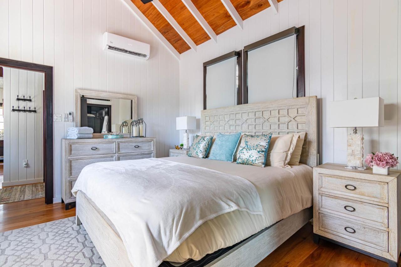 Holiday home Casa Blanca And The Poolclub At Mahogany Bay *