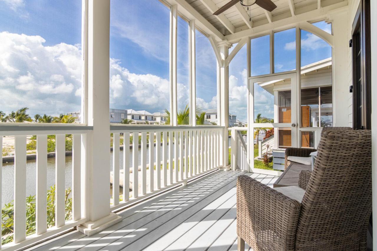 Casa Blanca And The Poolclub At Mahogany Bay * San Pedro (Ambergris Caye)
