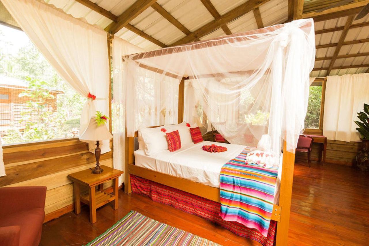 Jaguar Creek Resort Good Living Camp