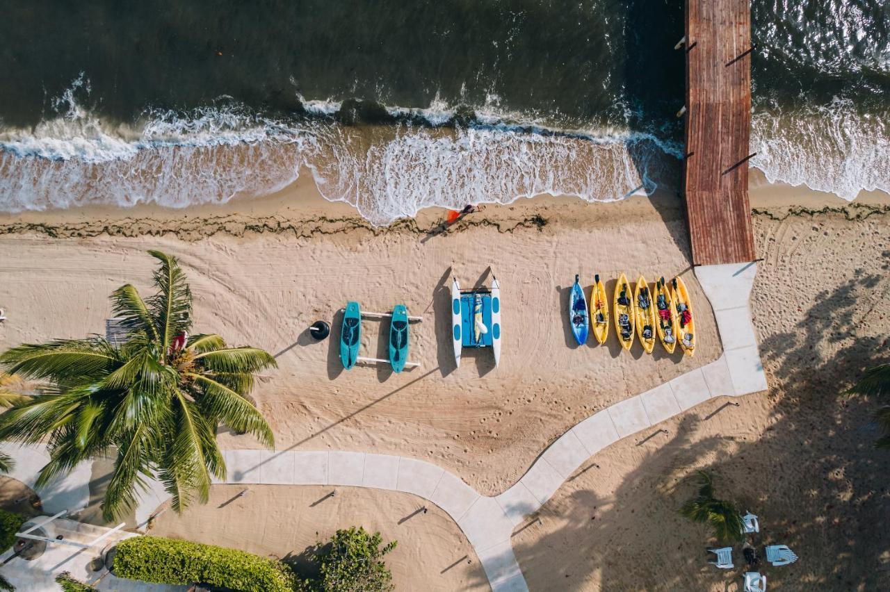 The At Jaguar Reef Resort 4*