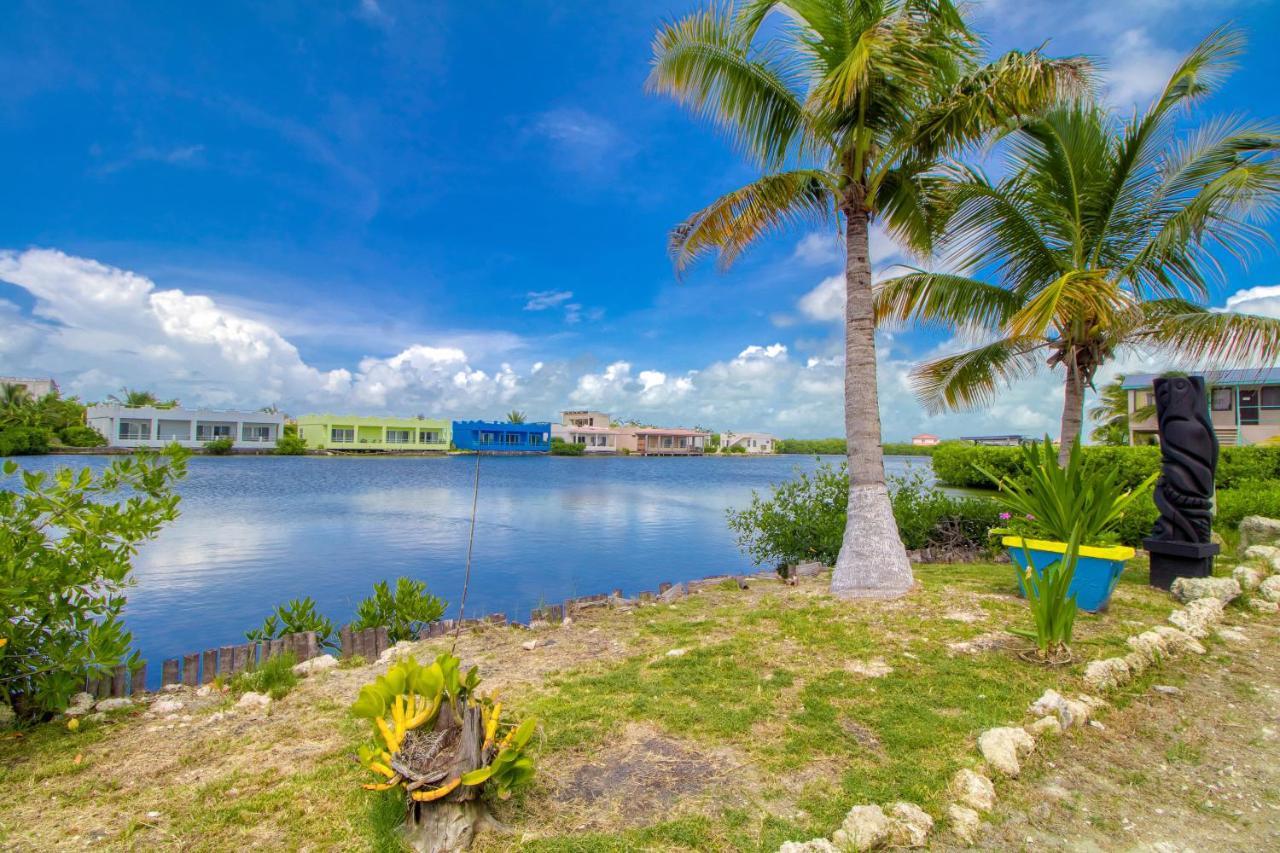 Apartment E303 Mara Laguna San Pedro (Ambergris Caye)