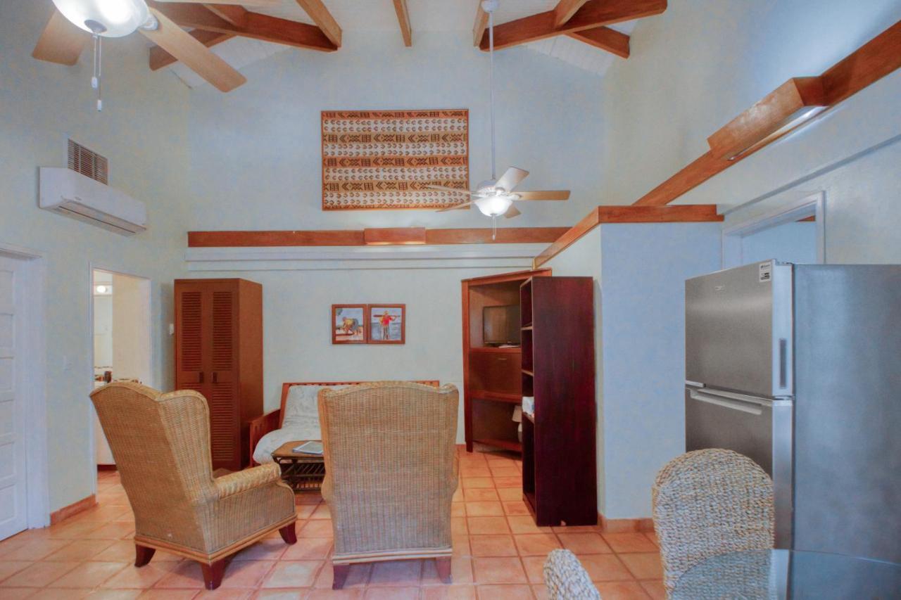 #27 @ Beachside Apartment