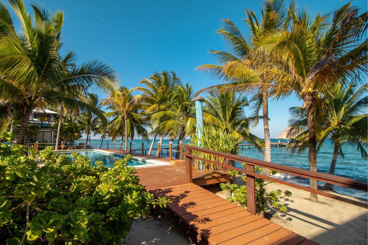 #27 @ Beachside * Dangriga