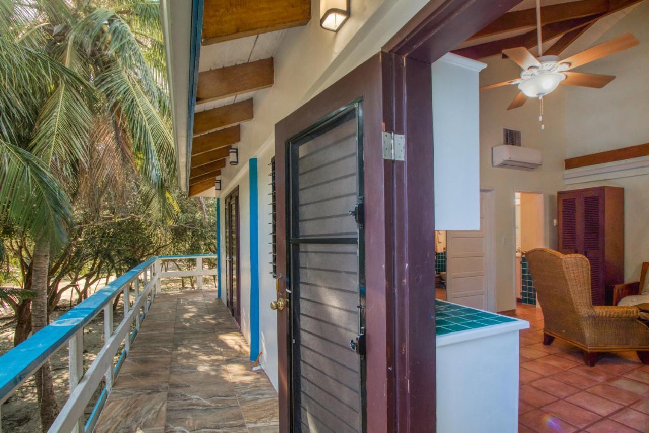 #27 @ Beachside Apartment