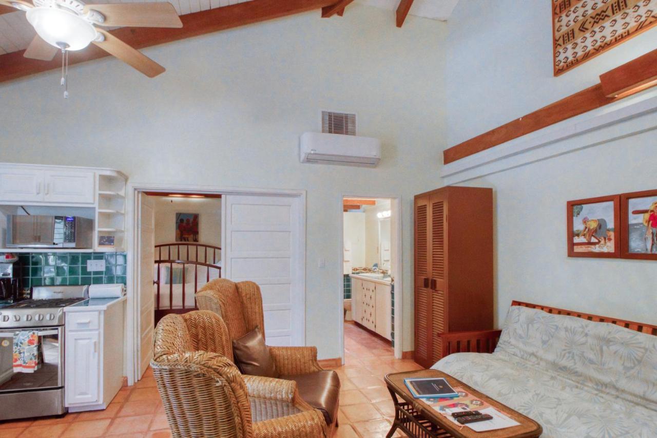 Apartment #27 @ Beachside *