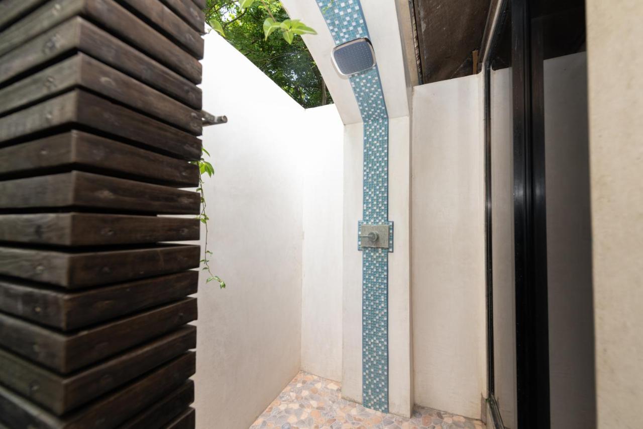 Pur Boutique Cabanas, Adults Only