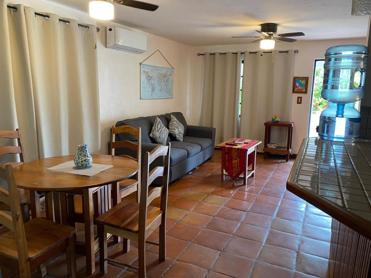 Isla Bonita Yacht Club Hotel