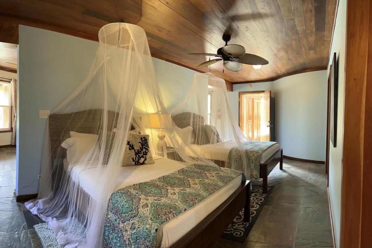 Serenity Villa *