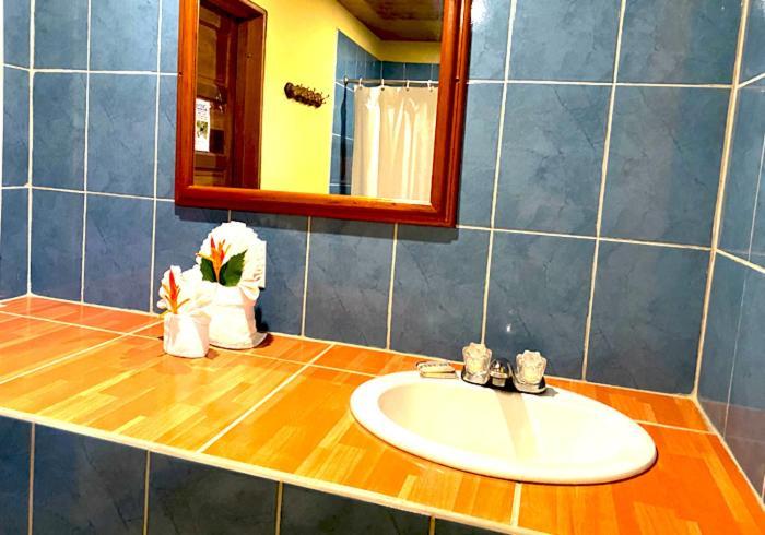 Resort Crystal Paradise San Ignacio