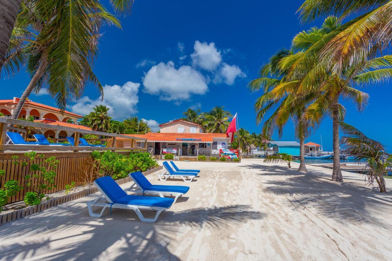 Sunbreeze Hotel 4*