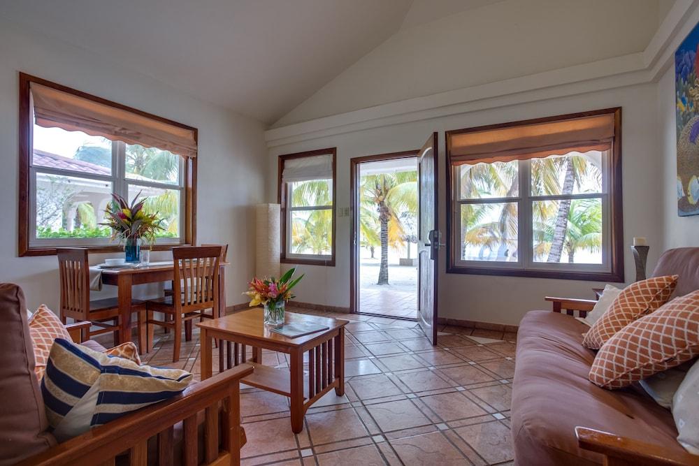 The Placencia Maya Beach
