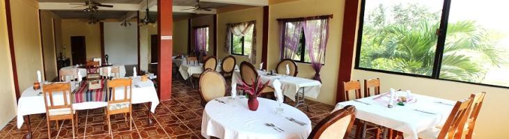 Hotel King Bed Belmopan