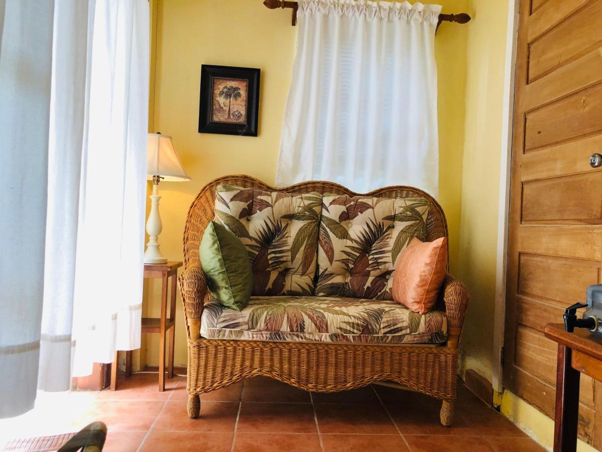 Inn Coral Cove