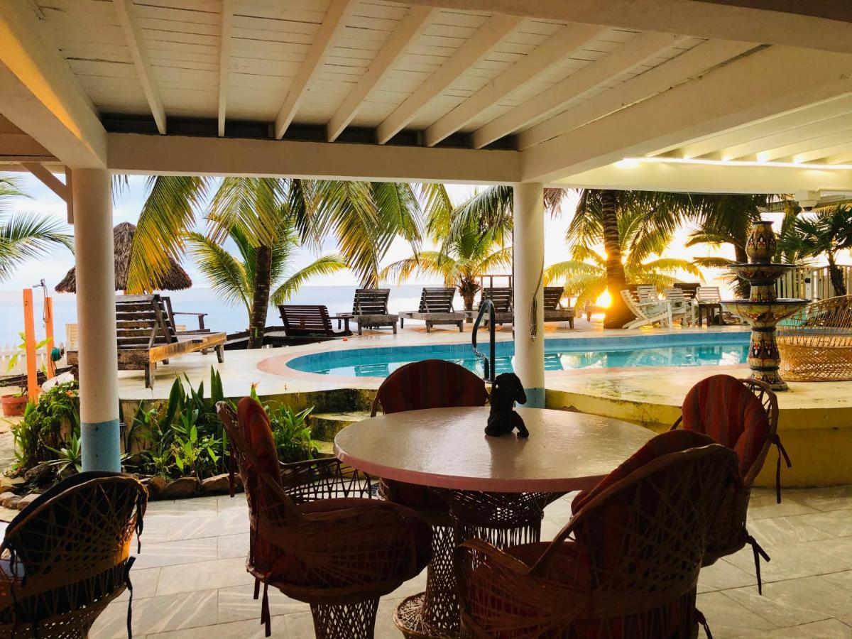 Inn Coral Cove *