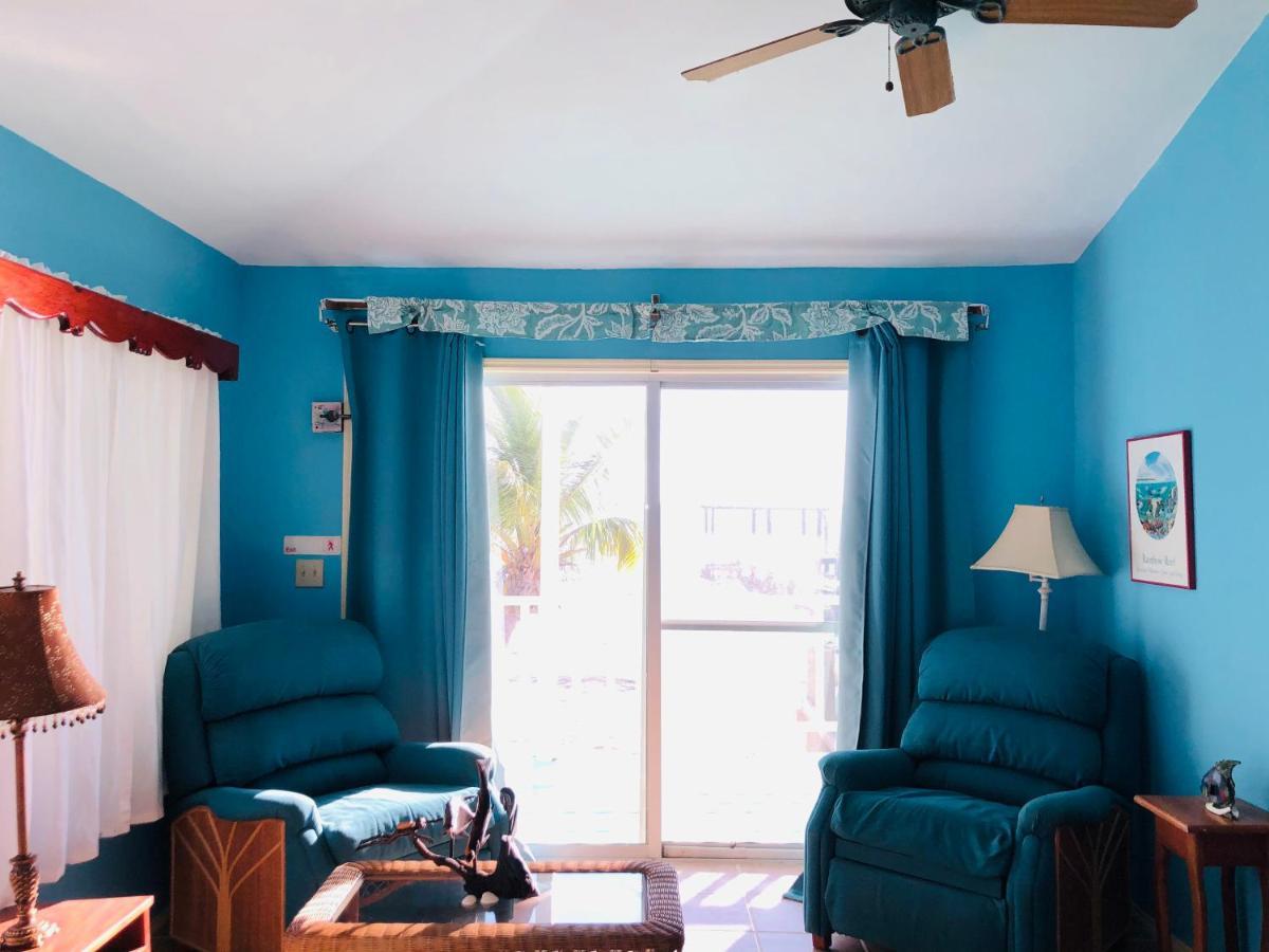 Coral Cove Inn *