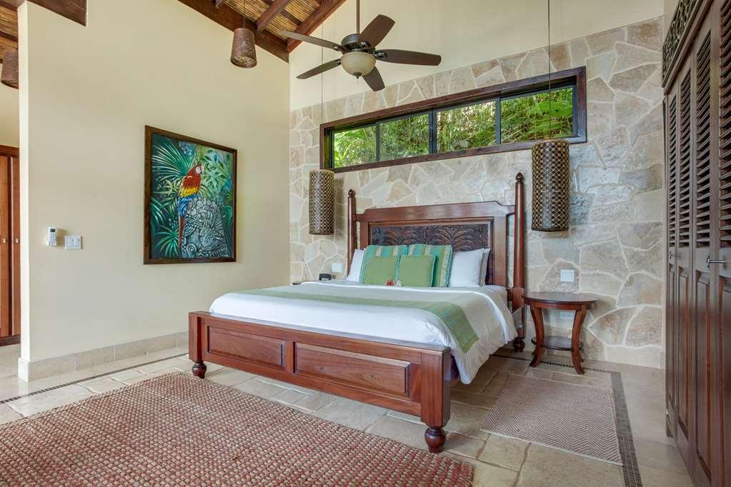 Resort Sleeping Giant Rainforest