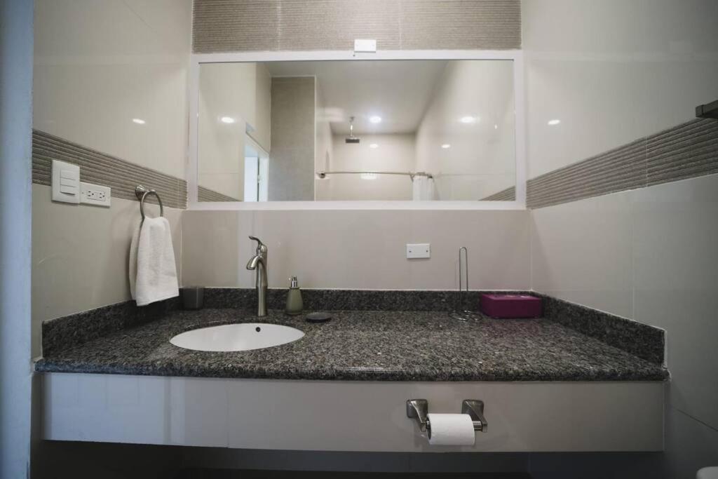 The Ansen Place Apartment *