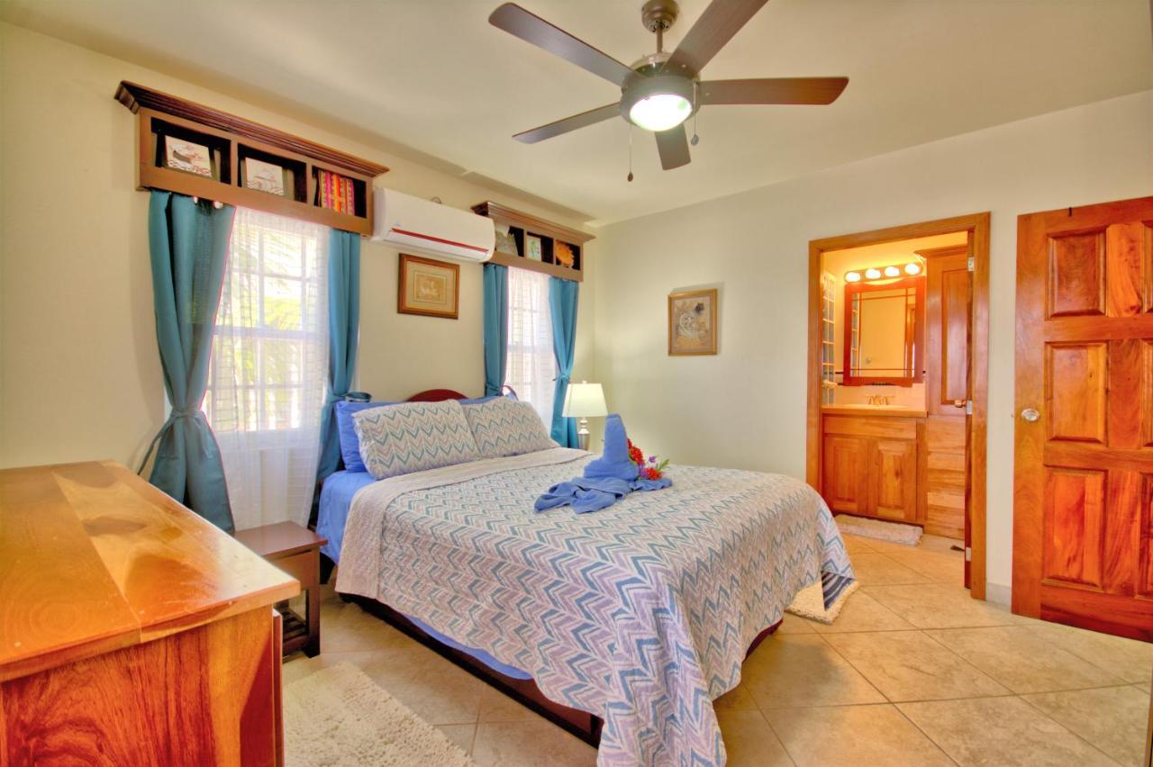 La Perla Azul House With Pool And 4 Seater Cart