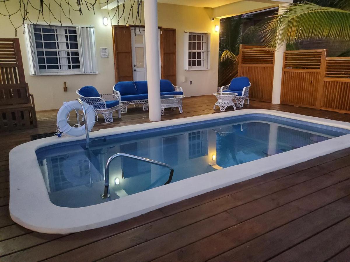 La Perla Azul House With Pool And 4 Seater Cart San Pedro (Ambergris Caye)