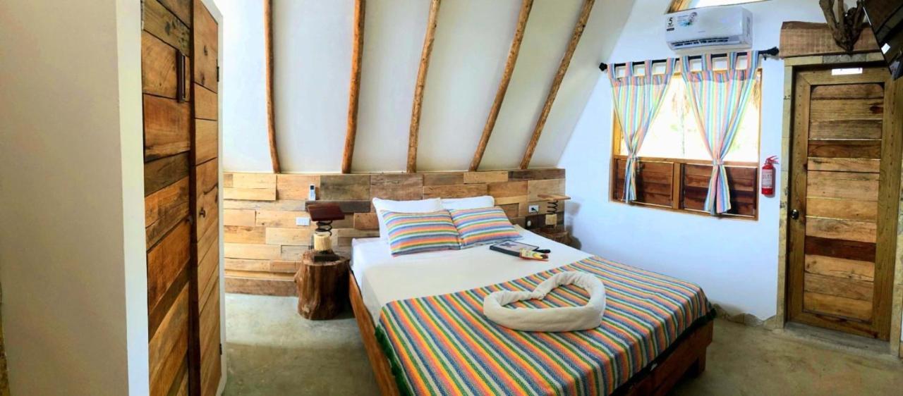 Lodge Kin Maya Beach