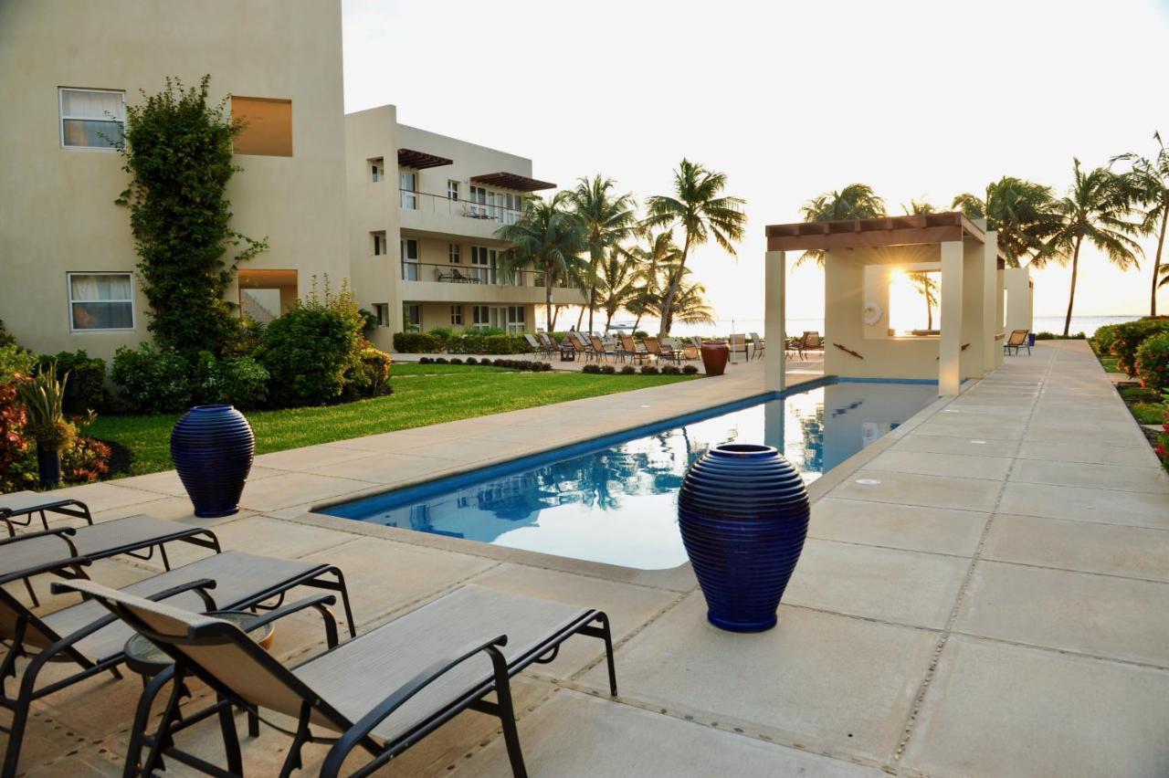The Phoenix * San Pedro (Ambergris Caye)