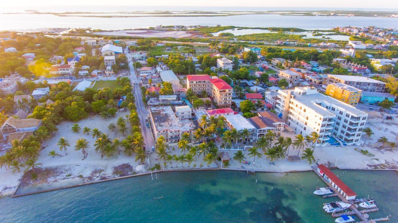 Tropical Palace Aparthotel San Pedro (Ambergris Caye)