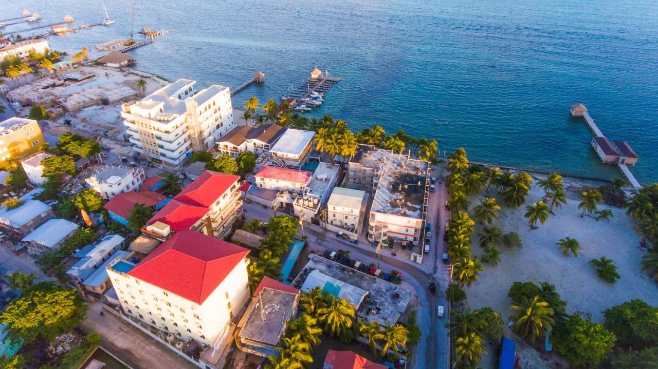 Tropical Palace Aparthotel *