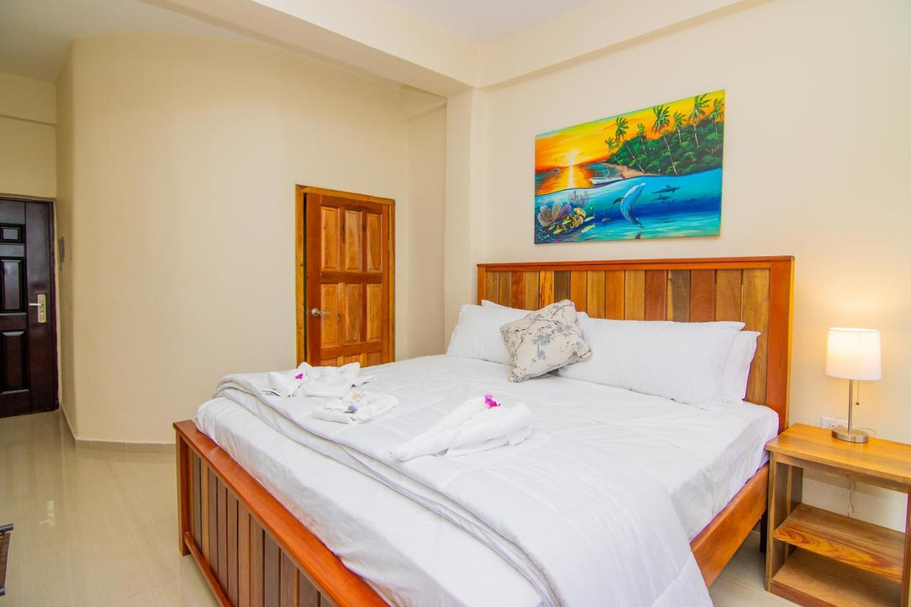 Aparthotel Tropical Palace San Pedro (Ambergris Caye)