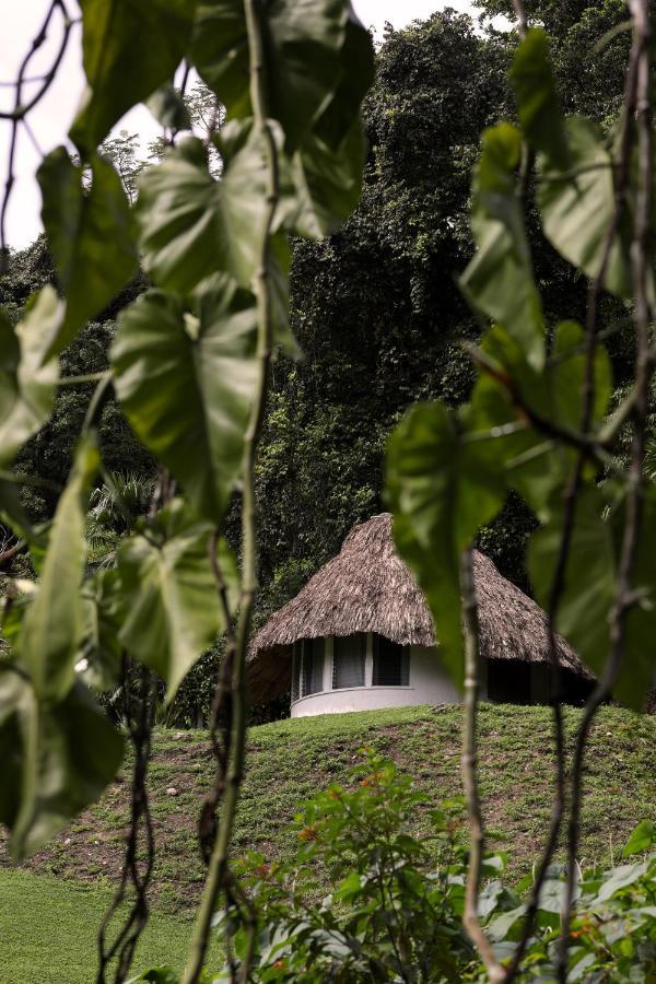 Resort Jade Jungle Teakettle Village