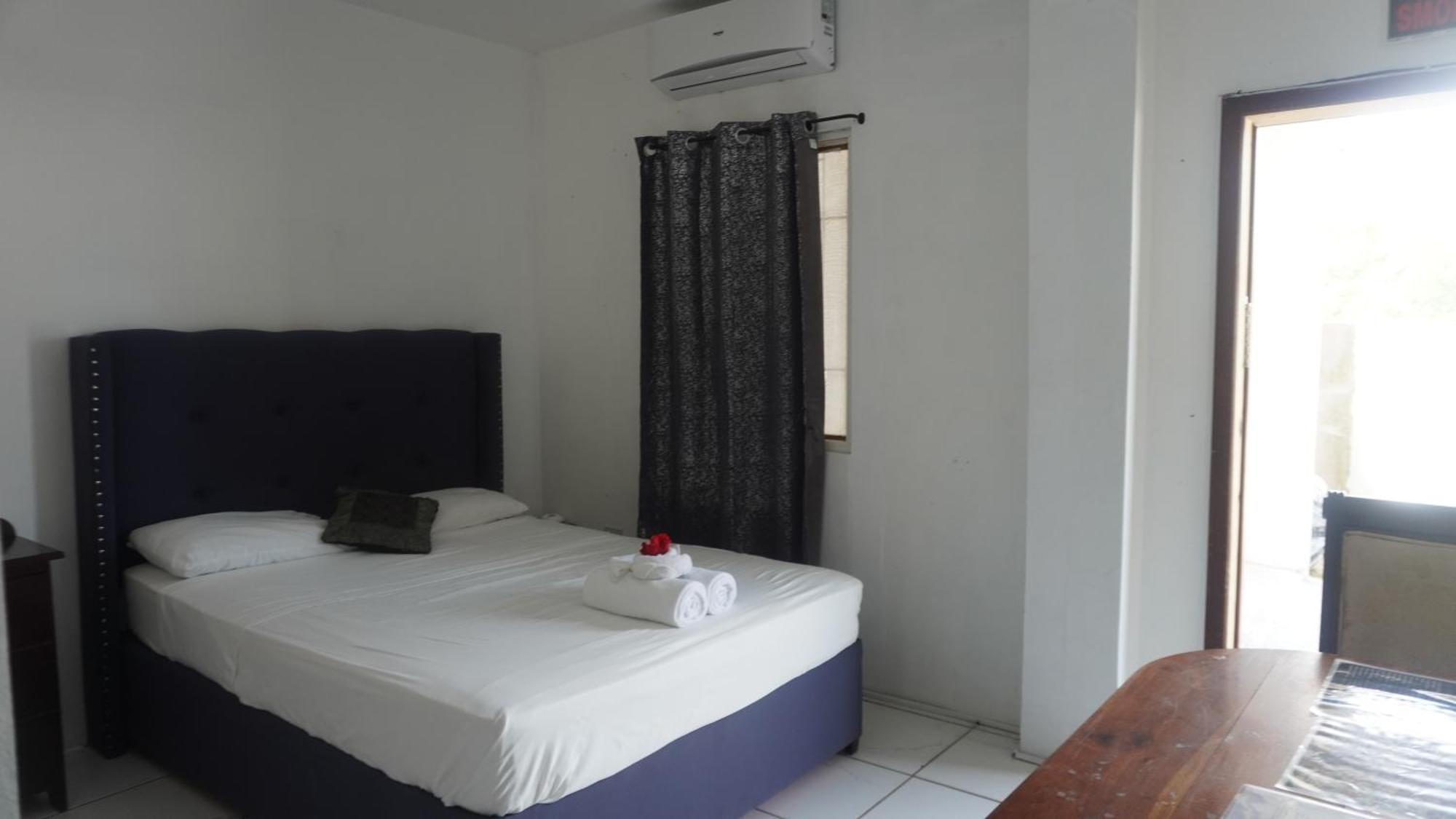 Apartment Belize Poolside Sea View Economy With Infinity Pool & Overwater Deck Belize City